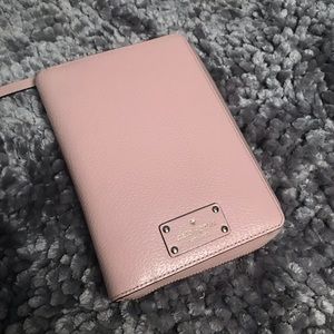 Kate Spade Wellesley Planner/Wallet - Pink